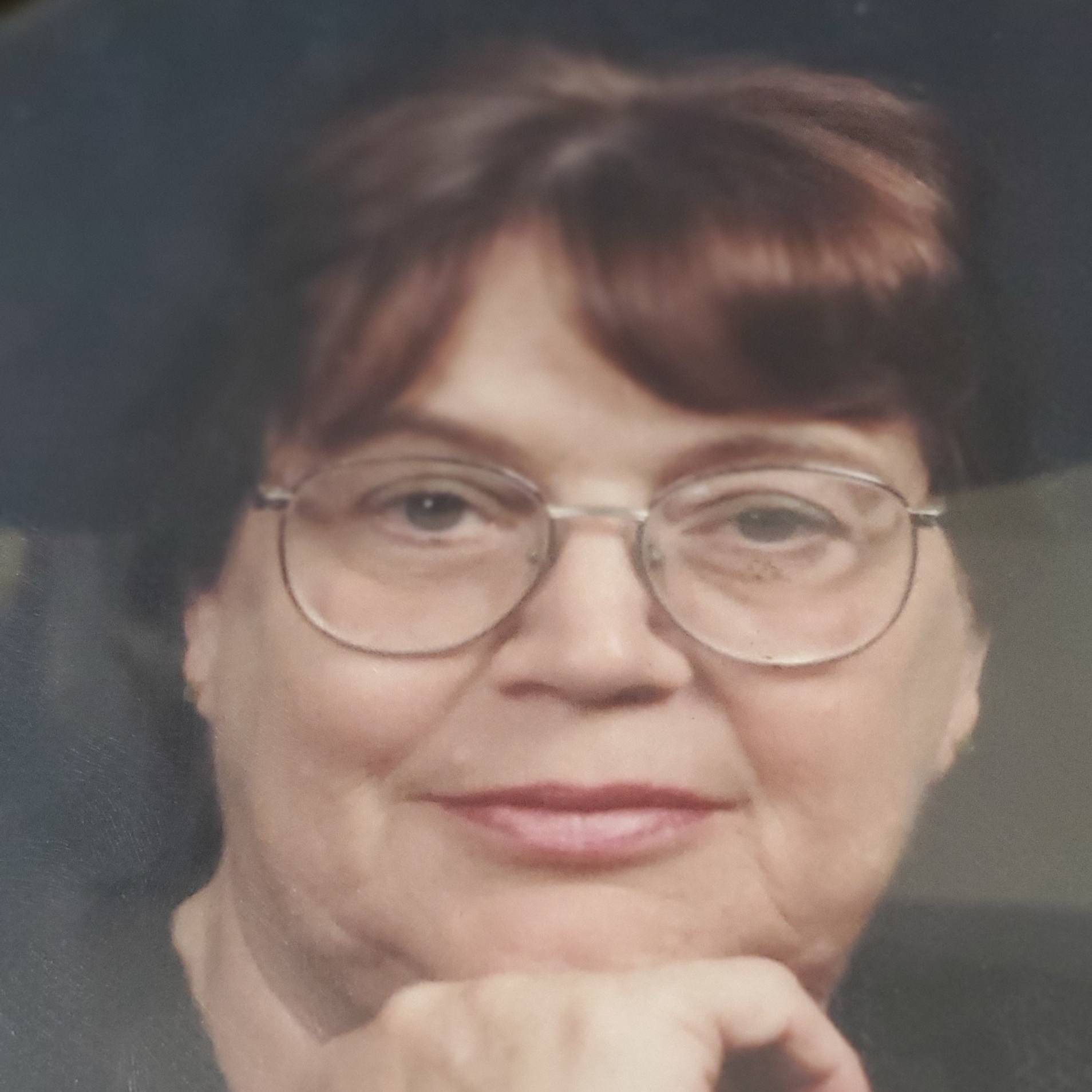 Starpress Obits - h7pxcmq
